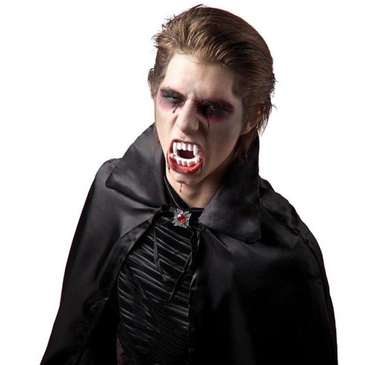 Vampyrtänder Vit